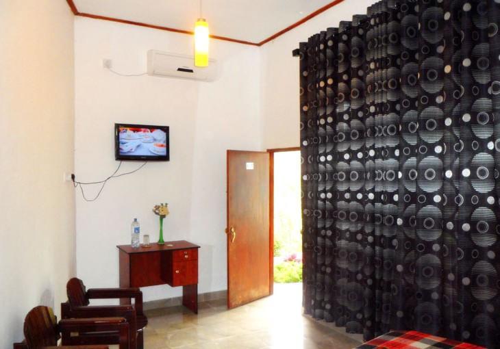 Hotel Travellers Halt Ratnapura Esterno foto